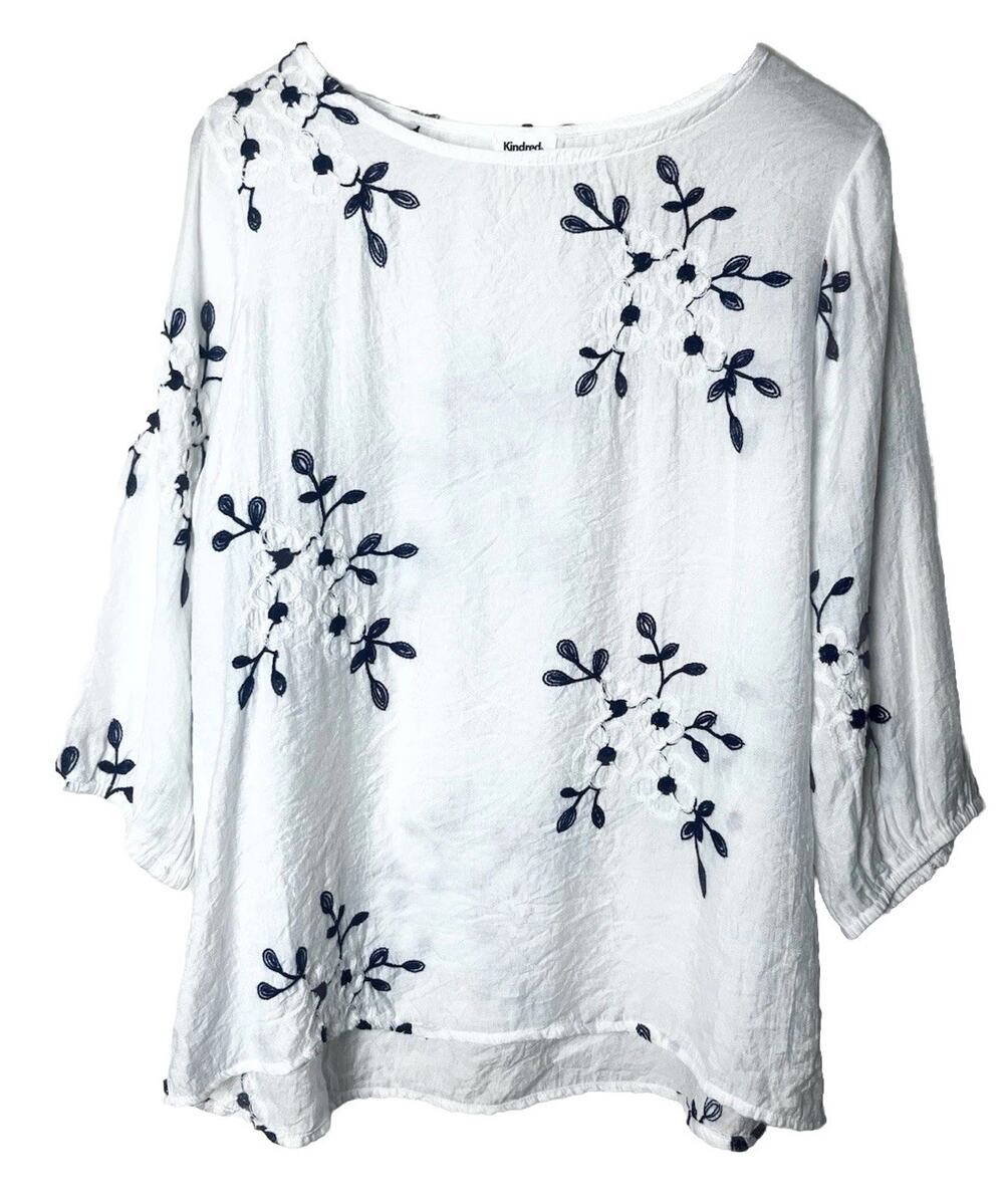 Kindred Anthropologie Embroidered Floral Top Sz XL White Blue Boho Peasant